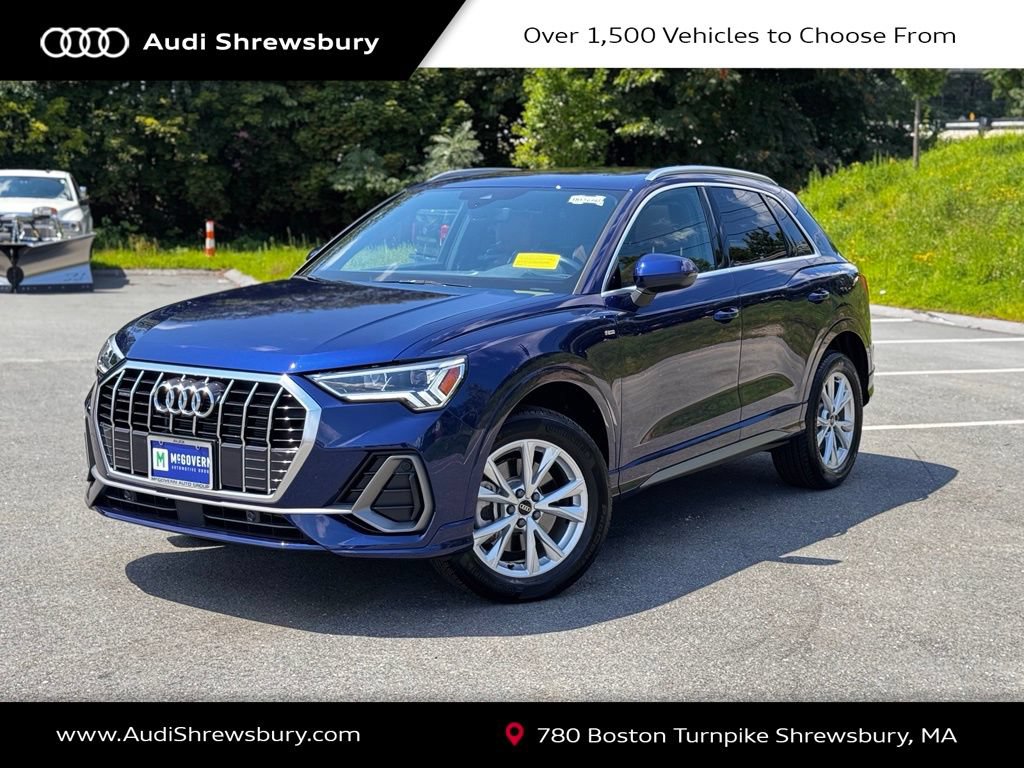 Certified 2025 Audi Q3 2.0T Premium w/ Convenience Package
