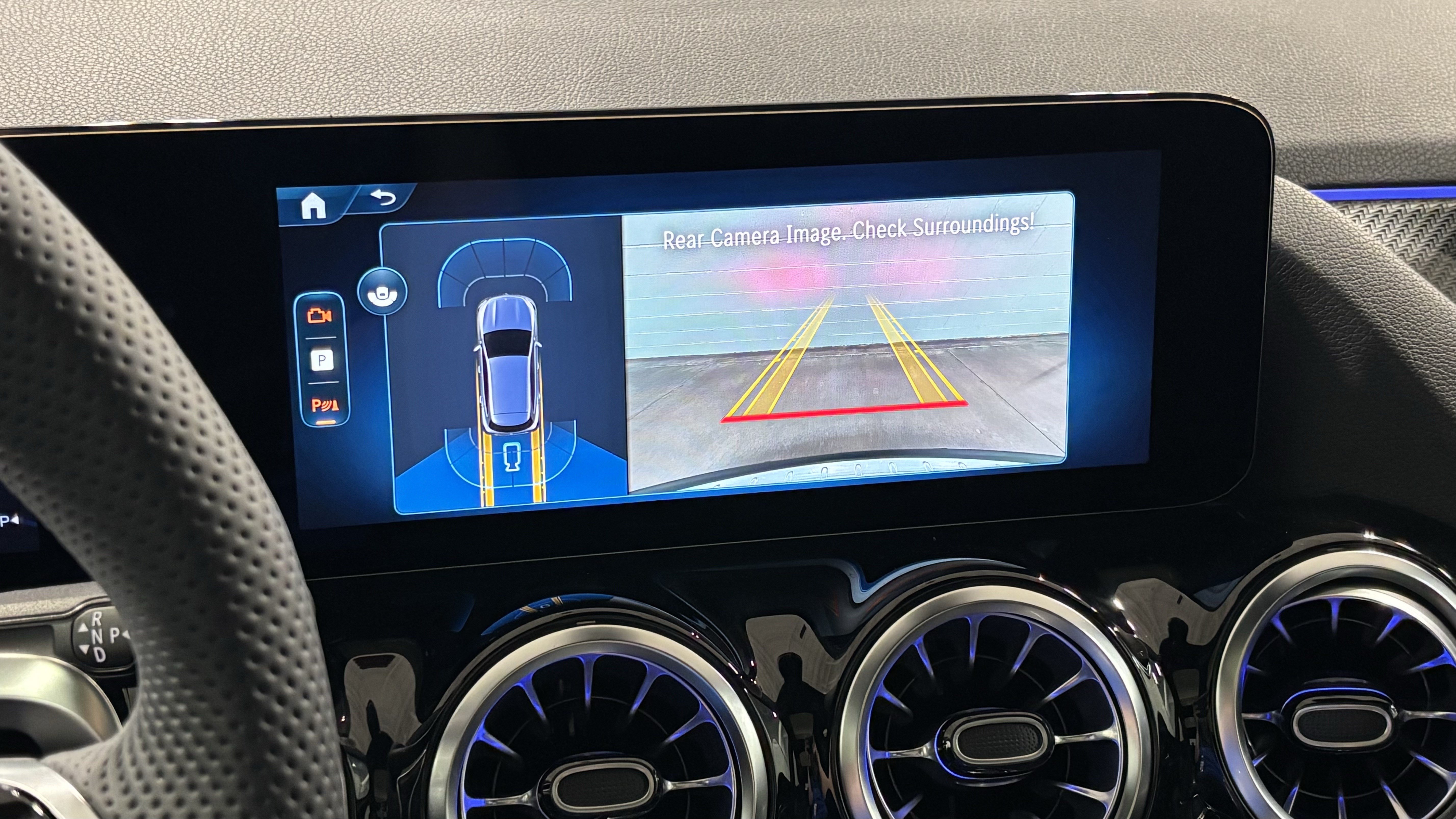 New 2026 Mercedes-Benz GLA 35 AMG 4MATIC image 21