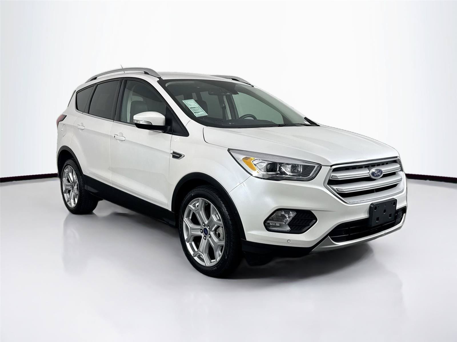 Used 2019 Ford Escape Titanium FWD image 10