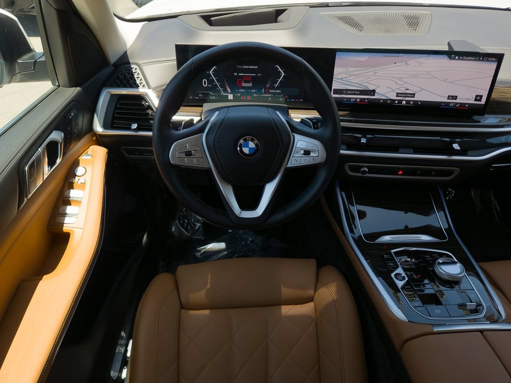 Used 2024 BMW X7 xDrive40i w/ Parking Assistance Package AWD/4WD image 20
