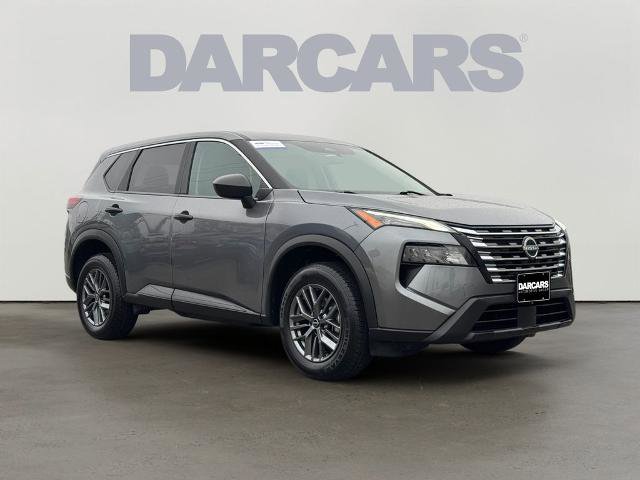 Used 2024 Nissan Rogue S image 1