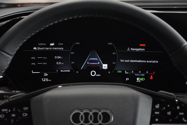 Used 2025 Audi Q5 Premium Plus w/ Premium Plus image 17