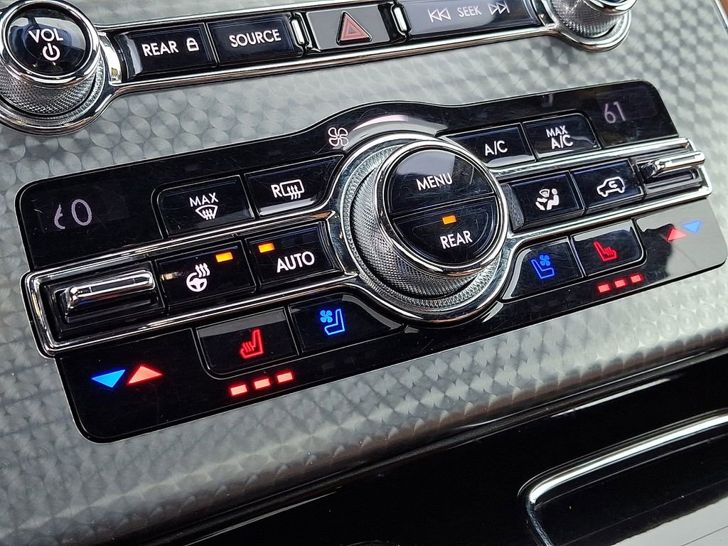 Used 2020 Lincoln Aviator Black Label w/ Dynamic Handling Package image 16