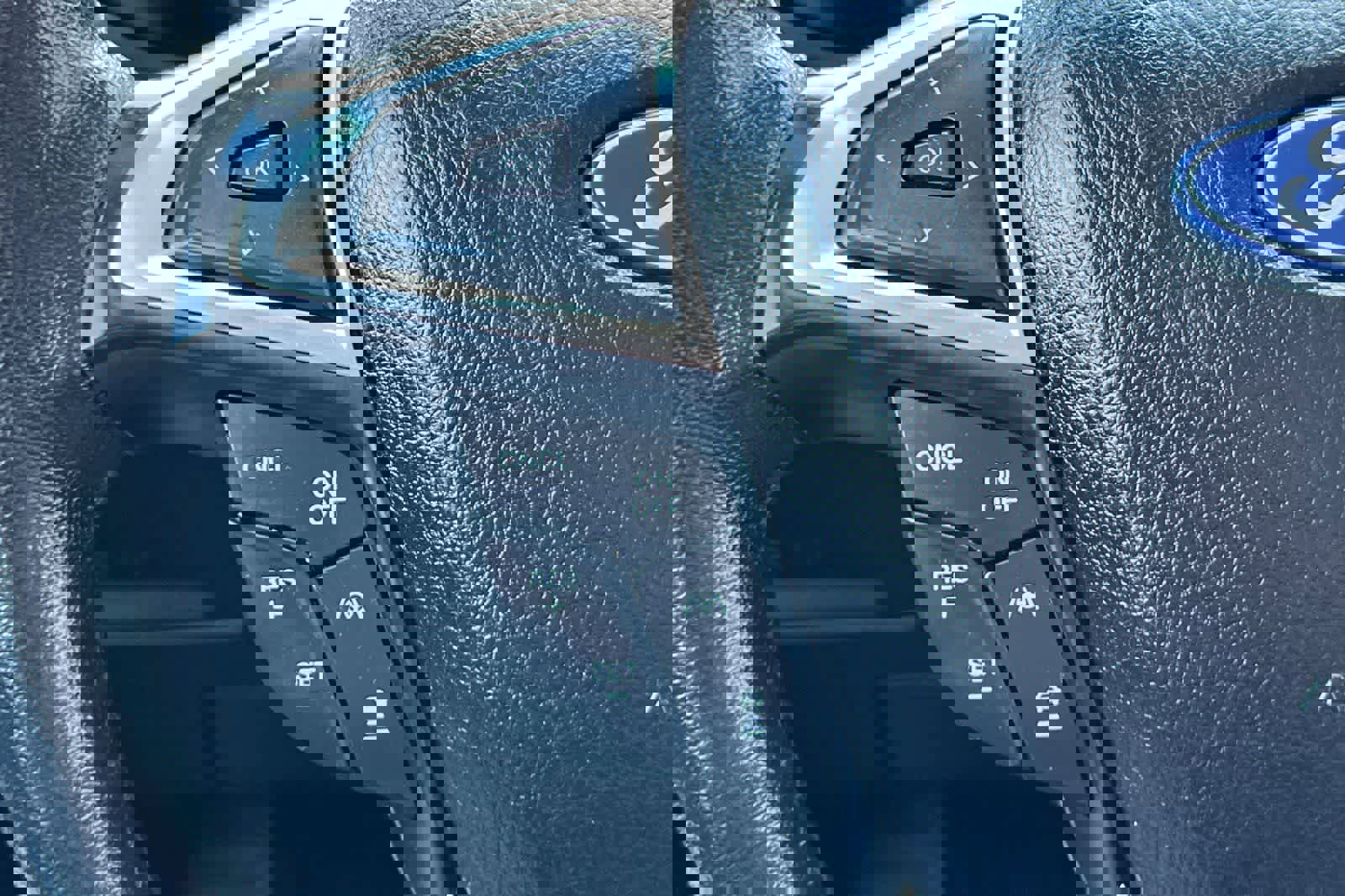 Used 2020 Ford Edge SEL w/ Convenience Package image 33