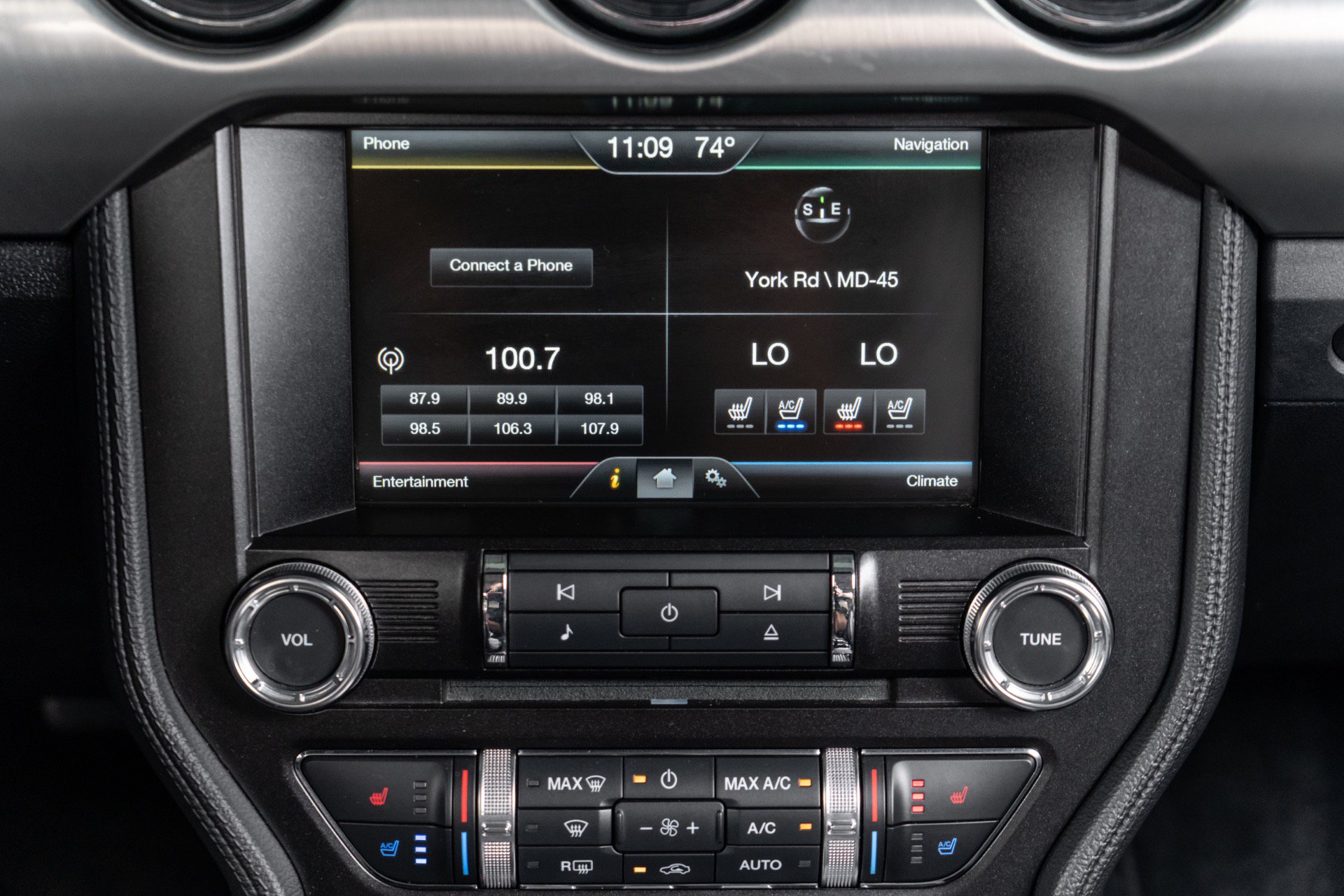 Used 2015 Ford Mustang GT Premium w/ Equipment Group 401A RWD image 57
