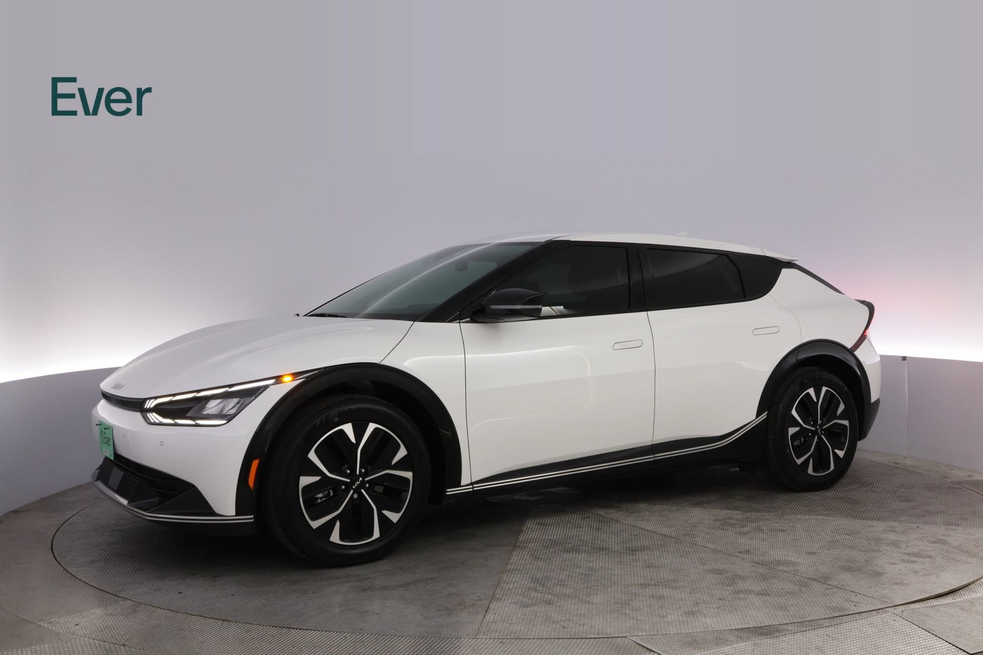 Used 2024 Kia EV6 Wind RWD image 18