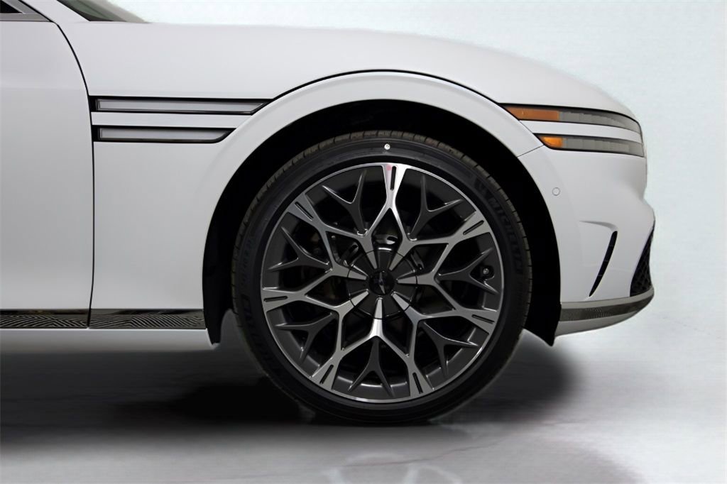 New 2025 Genesis G90 3.5T image 36