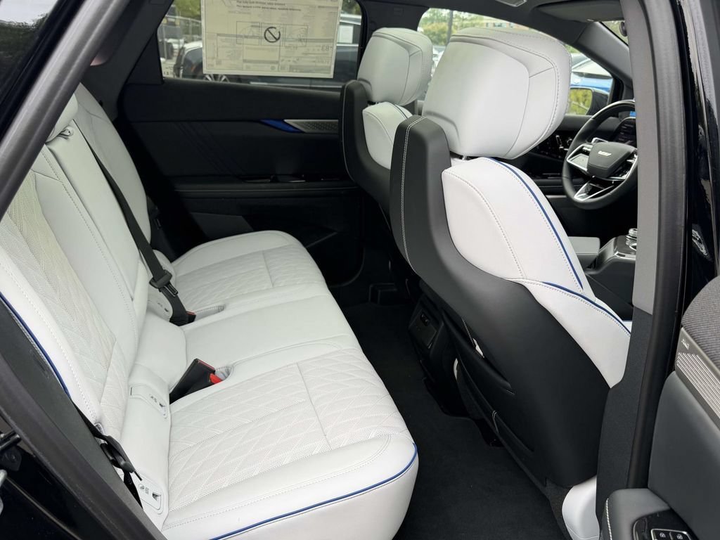 New 2026 Cadillac Optiq V AWD/4WD image 11