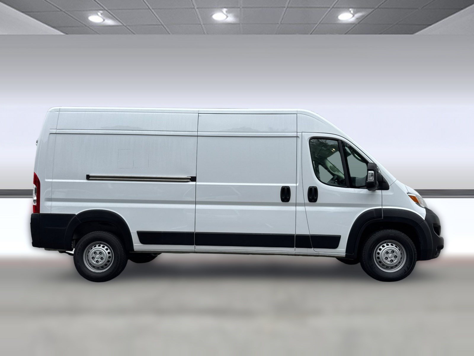 Used 2025 RAM ProMaster 2500 w/ Convenience Group FWD image 7