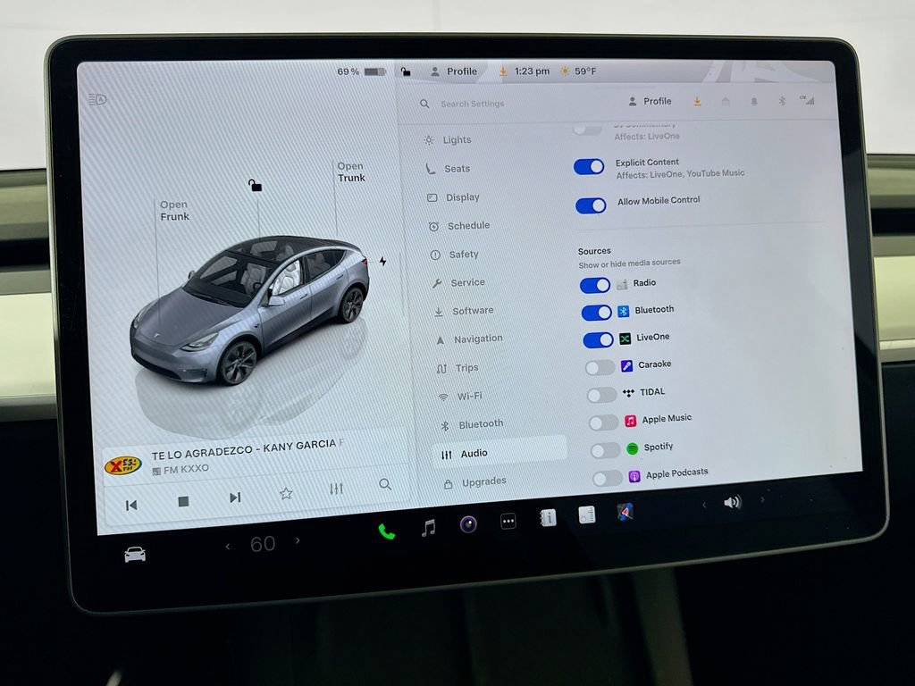Used 2024 Tesla Model Y Long Range image 57