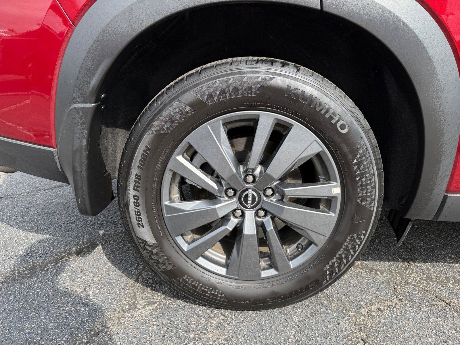 Used 2026 Nissan Pathfinder SV AWD/4WD image 30