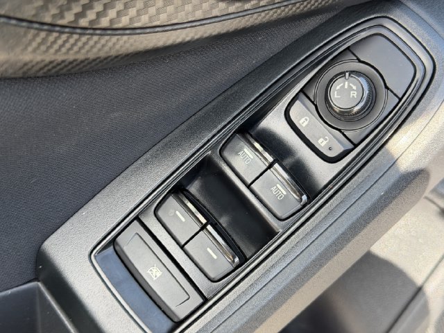 Used 2019 Subaru Impreza 2.0i w/ Eyesight AWD/4WD image 9