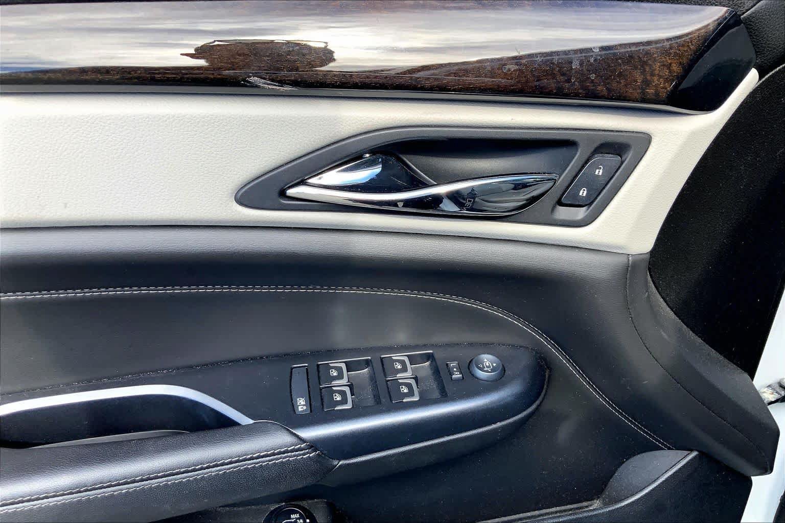 Used 2014 Cadillac SRX Luxury FWD image 36