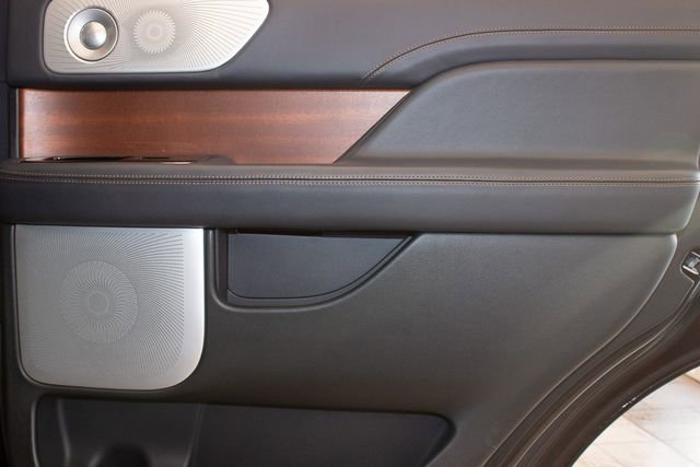 Used 2024 Lincoln Navigator Black Label image 14