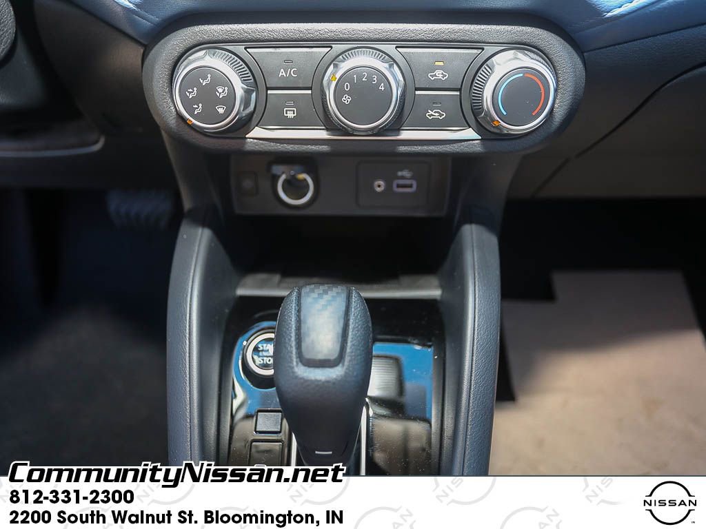 New 2025 Nissan Versa SV w/ Trunk Package image 16