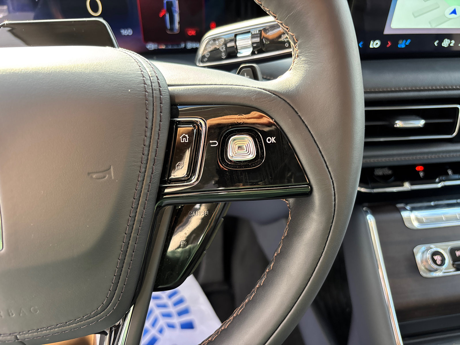 New 2025 Lincoln Aviator Reserve w/ Equipment Group 201A image 20