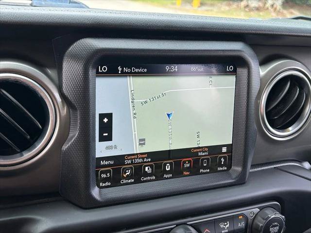 Certified 2018 Jeep Wrangler Unlimited Sahara AWD/4WD image 25