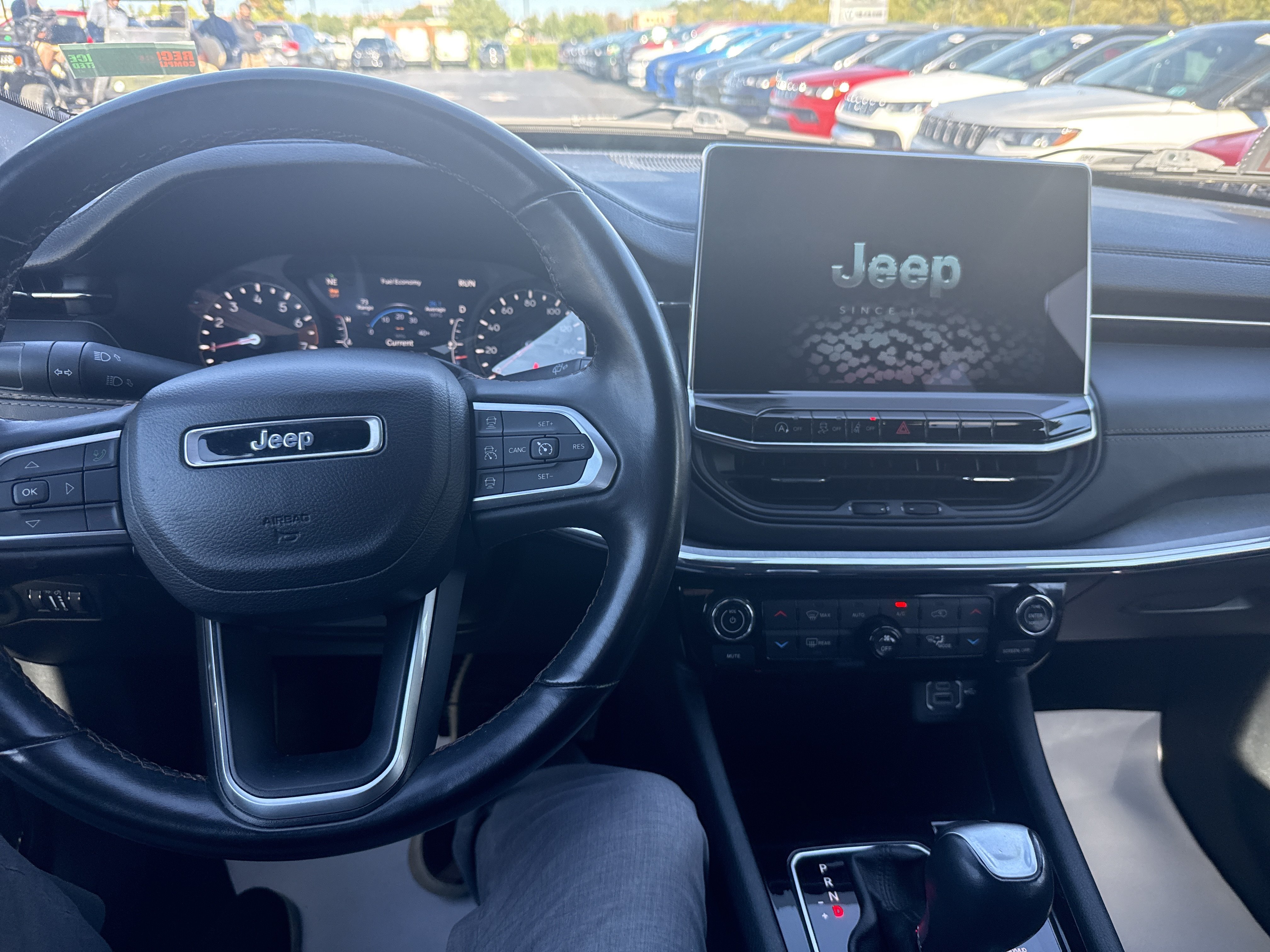 Used 2022 Jeep Compass Limited AWD/4WD image 5