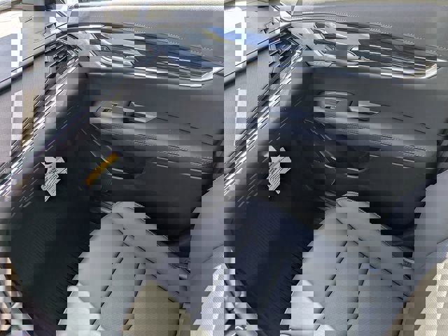 New 2026 Cadillac XT5 Luxury image 15