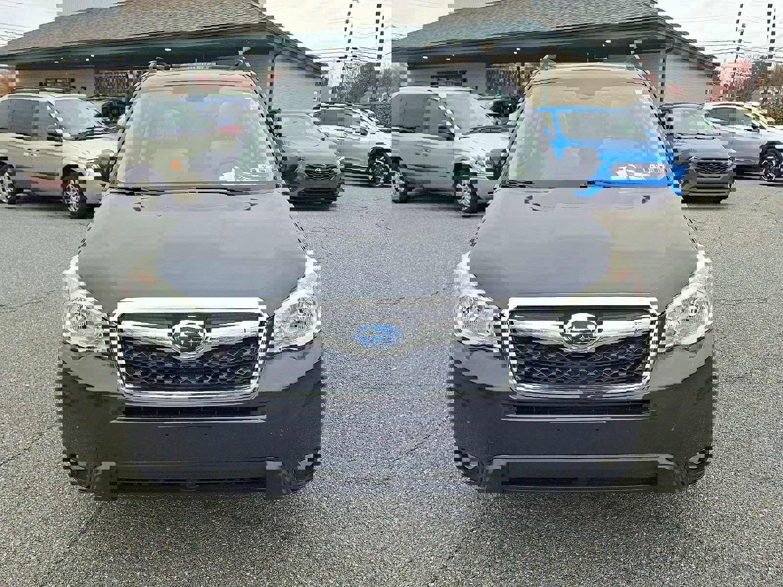 Used 2015 Subaru Forester 2.5i Touring w/ Eyesight & Navigation System image 2