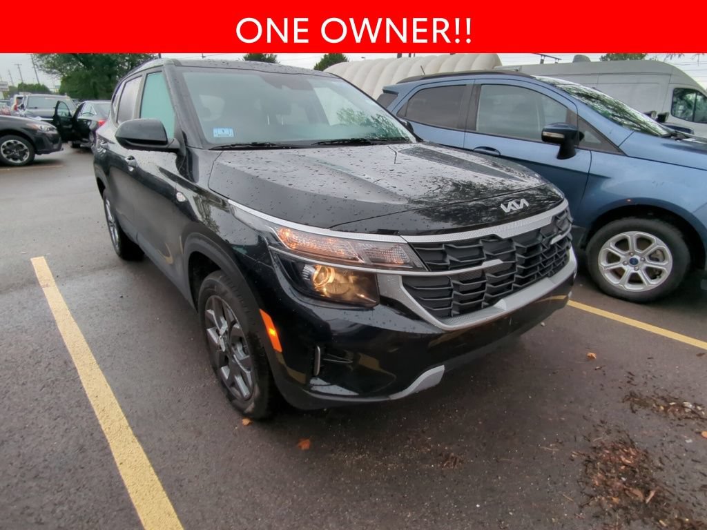 Used 2025 Kia Seltos LX AWD/4WD image 3