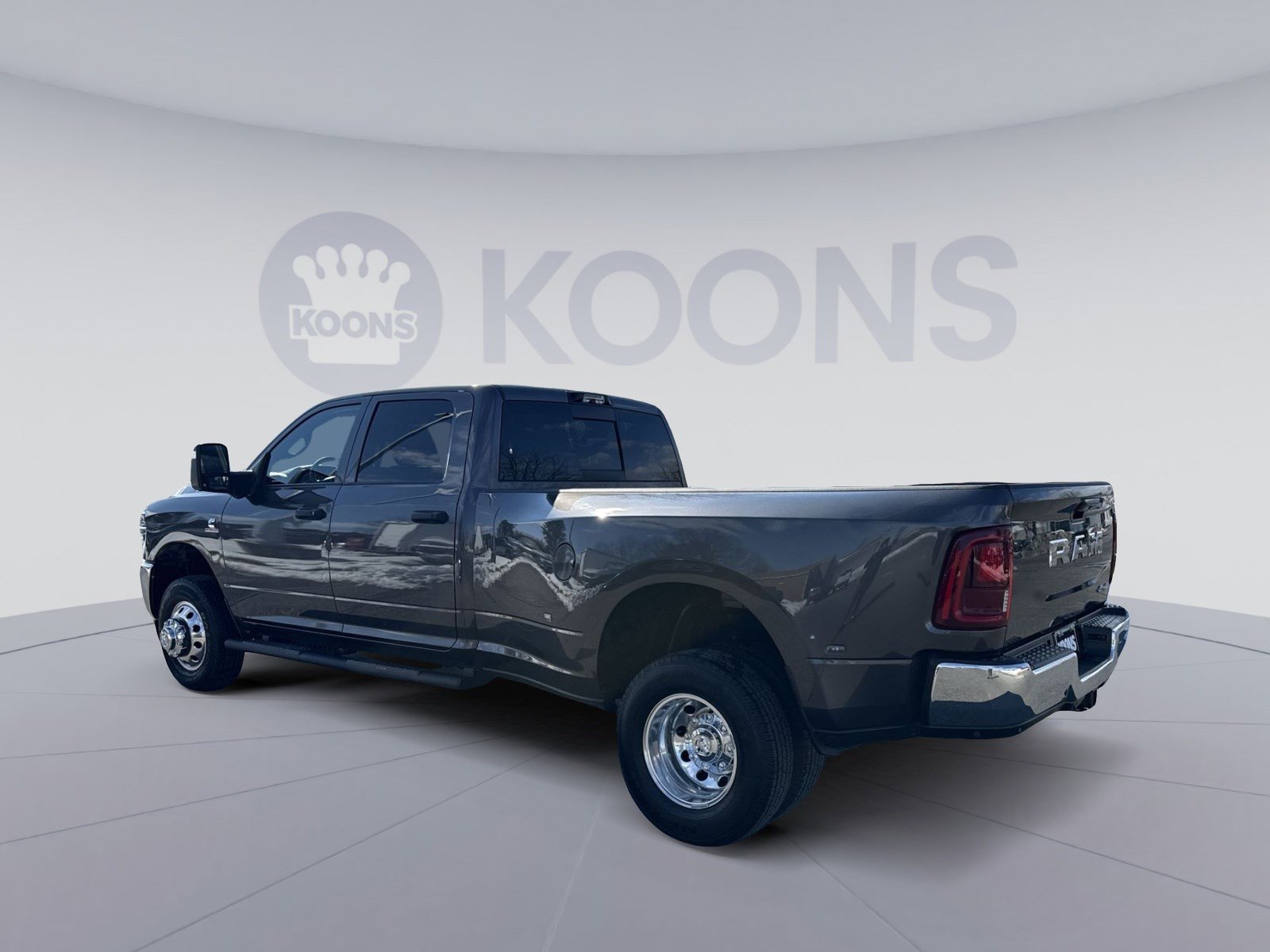 Used 2025 RAM 3500 Tradesman image 4