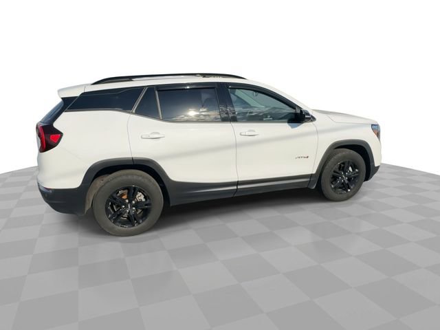 Used 2023 GMC Terrain AT4 image 10