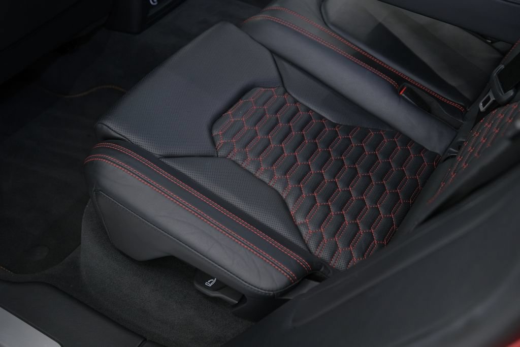 Used 2021 Lamborghini Urus AWD/4WD image 28
