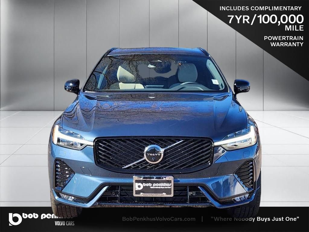 New 2026 Volvo XC60 B5 Plus w/ Protection Package Premier image 21
