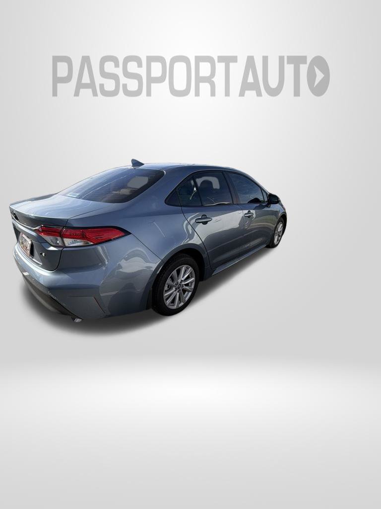 Used 2026 Toyota Corolla LE w/ LE Premium Package FWD image 3