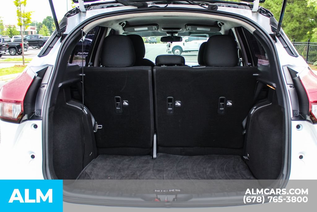 Used 2023 Nissan Kicks SV FWD image 21
