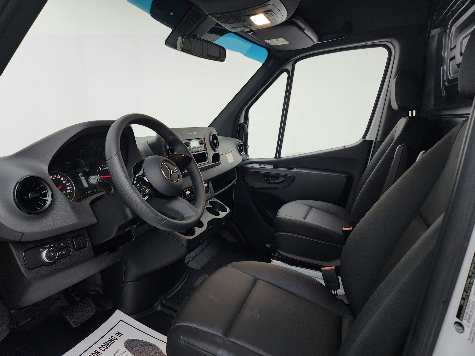 New 2025 Mercedes-Benz Sprinter 2500 image 11