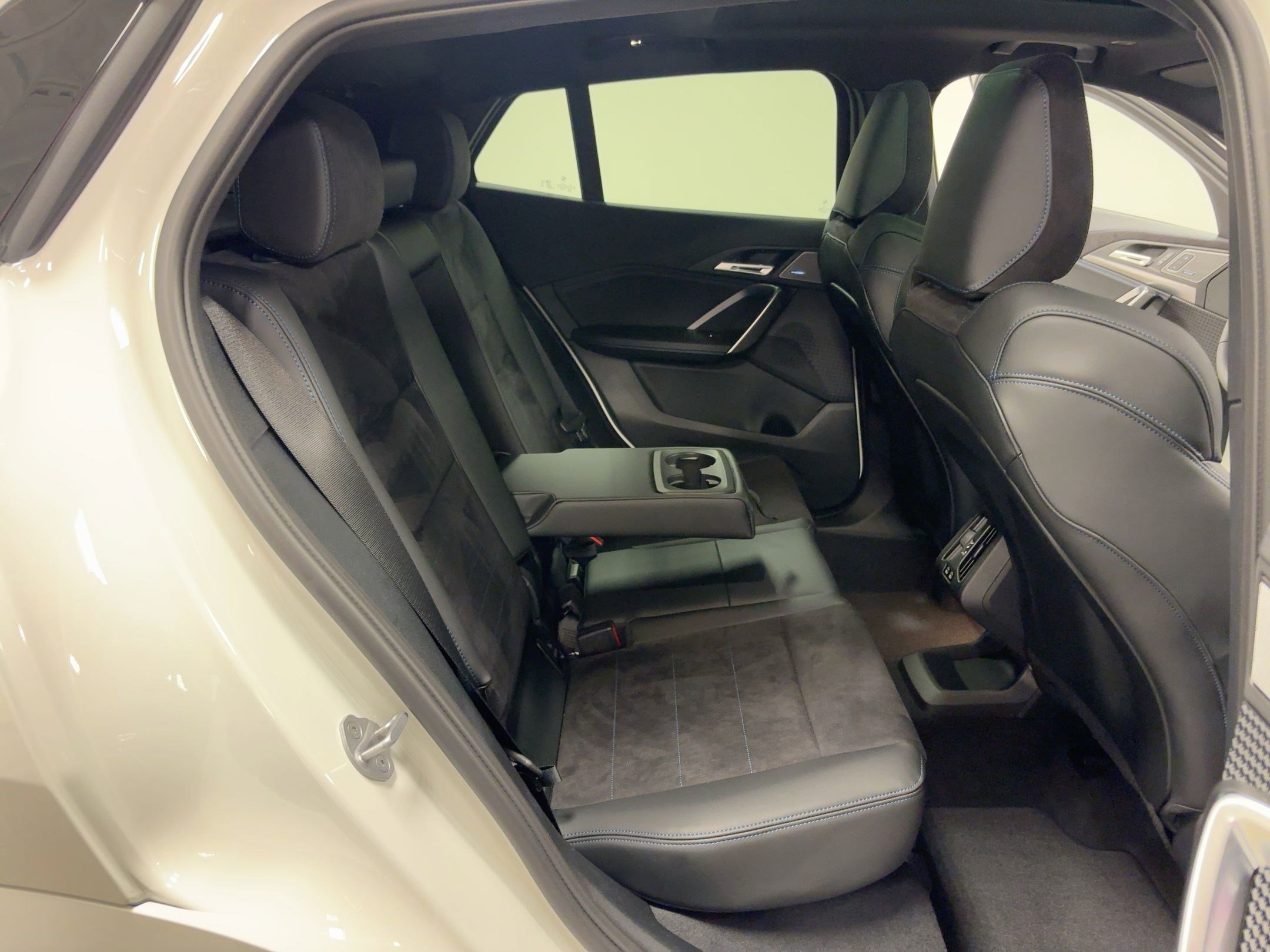 New 2026 BMW X2 xDrive28i w/ Technology Package image 30