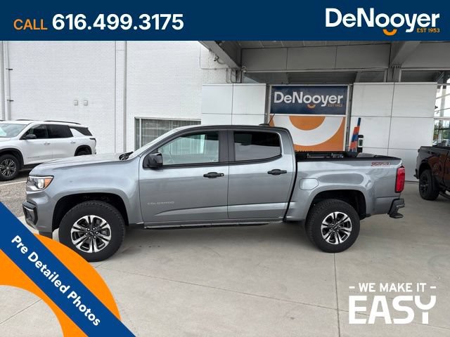 Used 2022 Chevrolet Colorado Z71 w/ Safety Package AWD/4WD image 2