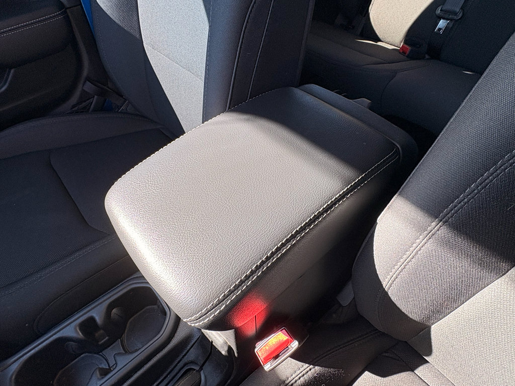 Used 2022 Jeep Wrangler Unlimited Sahara w/ LED Lighting Group image 26