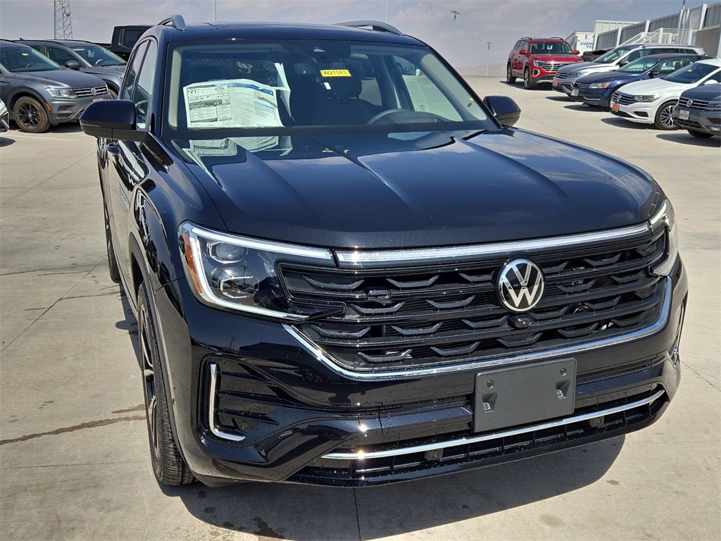 New 2025 Volkswagen Atlas SEL Premium R-Line image 2