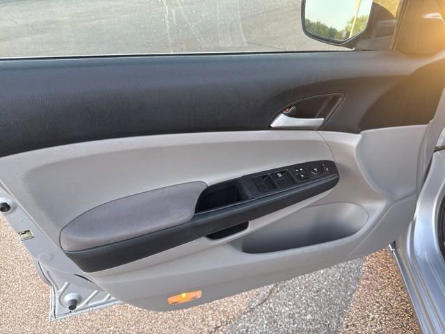 Used 2011 Honda Accord LX image 19
