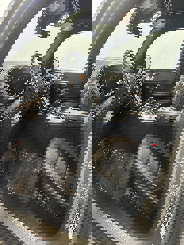 Used 2020 Mercedes-Benz GLE 350 4MATIC image 11