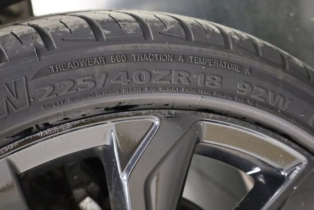 Used 2020 Toyota Corolla SE FWD image 42