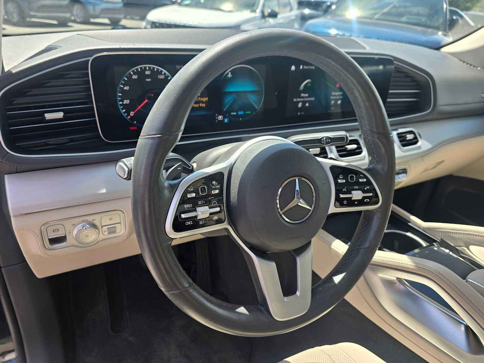 Used 2020 Mercedes-Benz GLS 450 4MATIC image 27