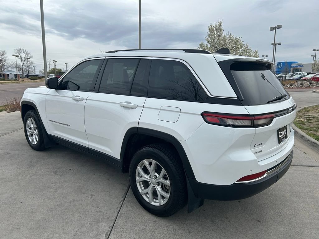 Used 2023 Jeep Grand Cherokee Limited AWD/4WD image 5