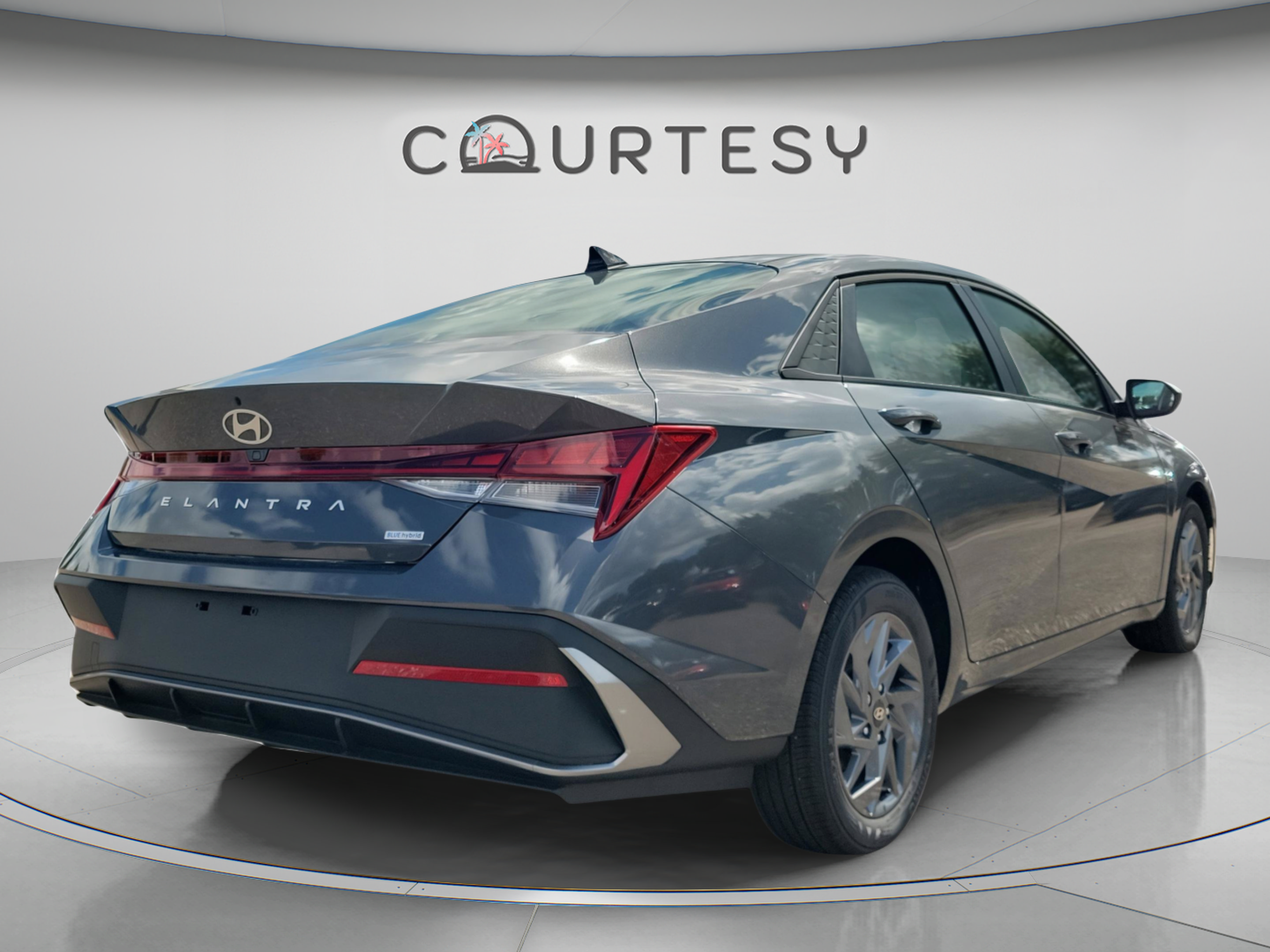 New 2025 Hyundai Elantra Hybrid FWD image 5