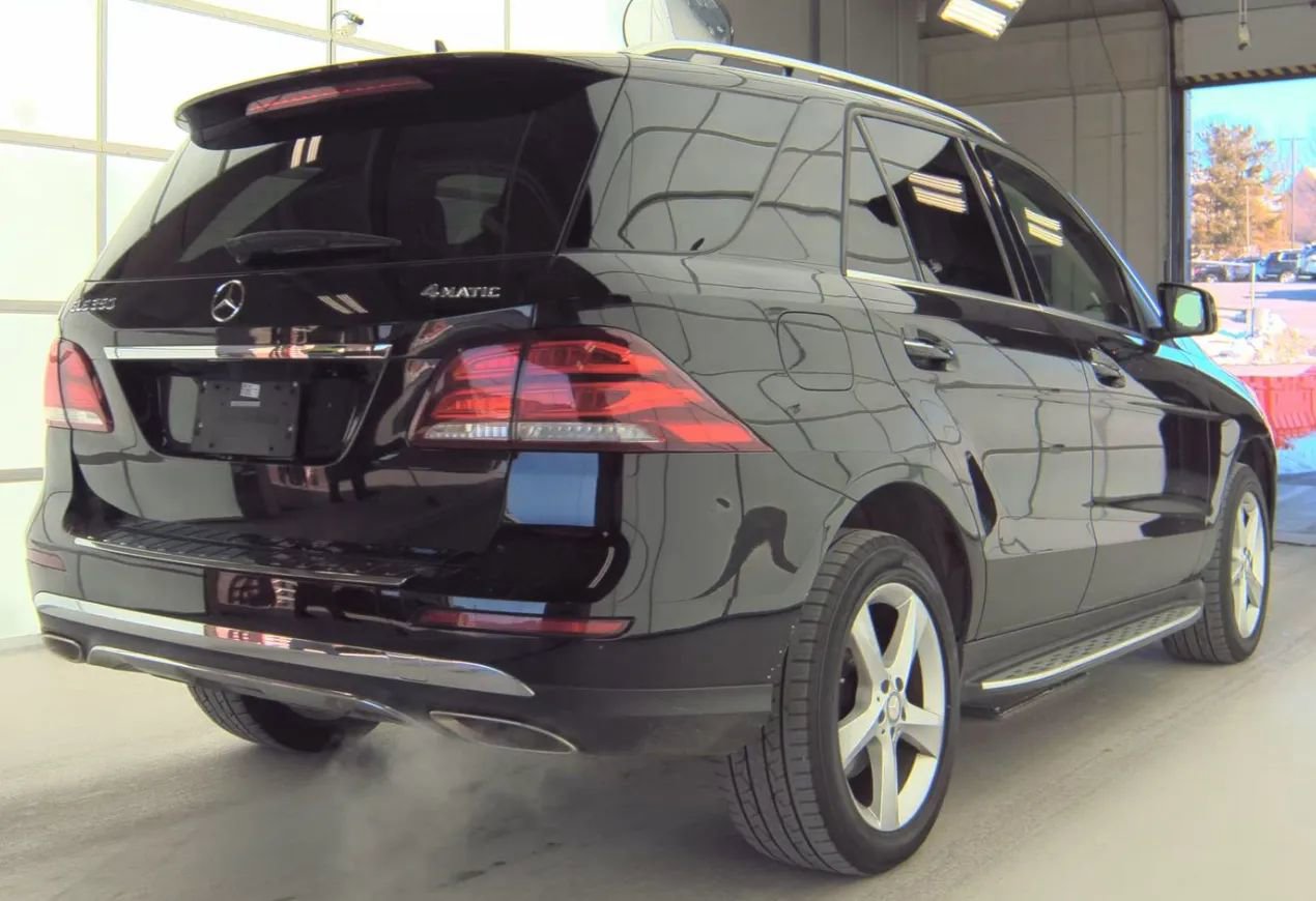 Used 2016 Mercedes-Benz GLE 350 4MATIC w/ Premium Package image 2
