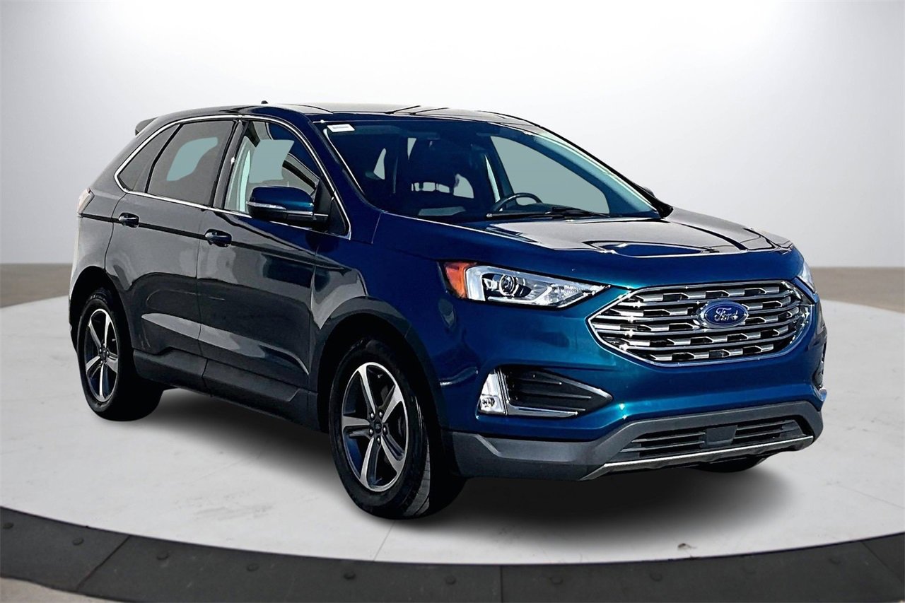 Used 2020 Ford Edge SEL w/ Convenience Package image 2