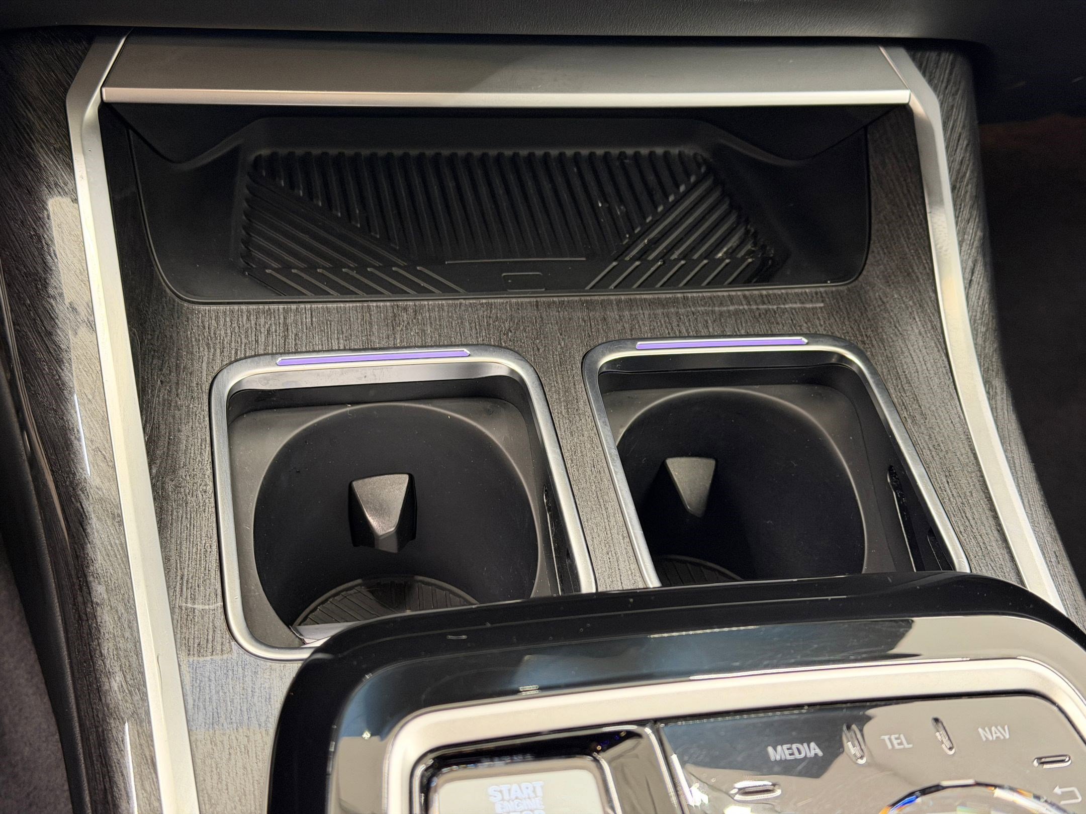 Certified 2024 BMW 760i xDrive w/ Executive Package image 26