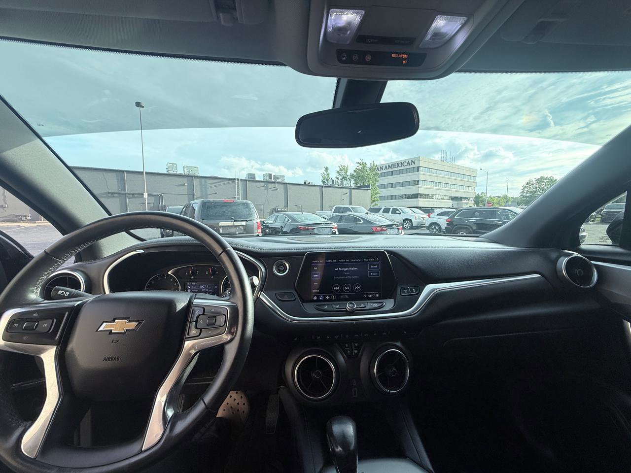 Used 2019 Chevrolet Blazer LT FWD image 17