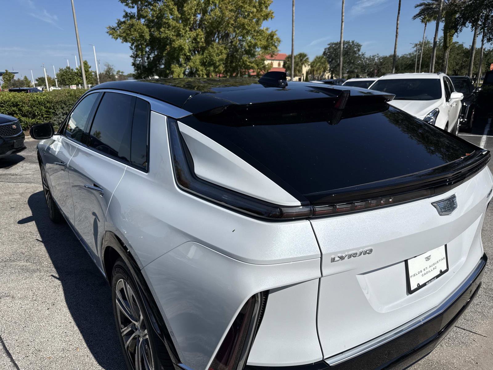 New 2026 Cadillac Lyriq Luxury image 11