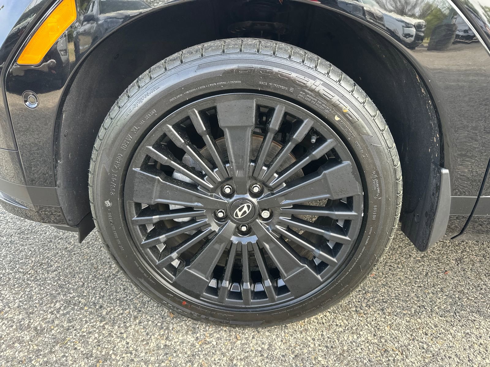 Used 2024 Hyundai Santa Fe Calligraphy image 9