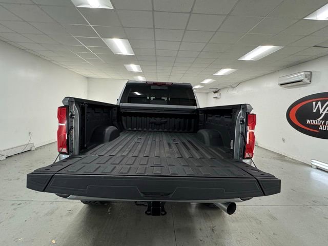 Used 2025 Chevrolet Silverado 2500 High Country w/ Technology Package image 7