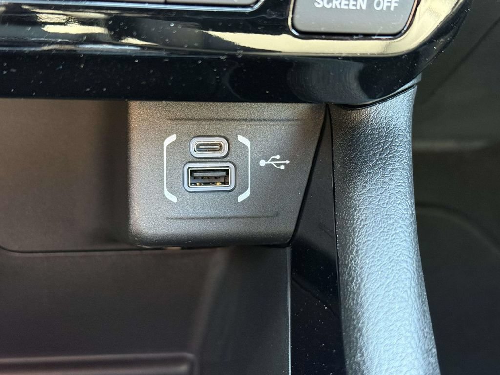 New 2026 Jeep Compass Limited w/ Sun, Sound & Navigation Group AWD/4WD image 31